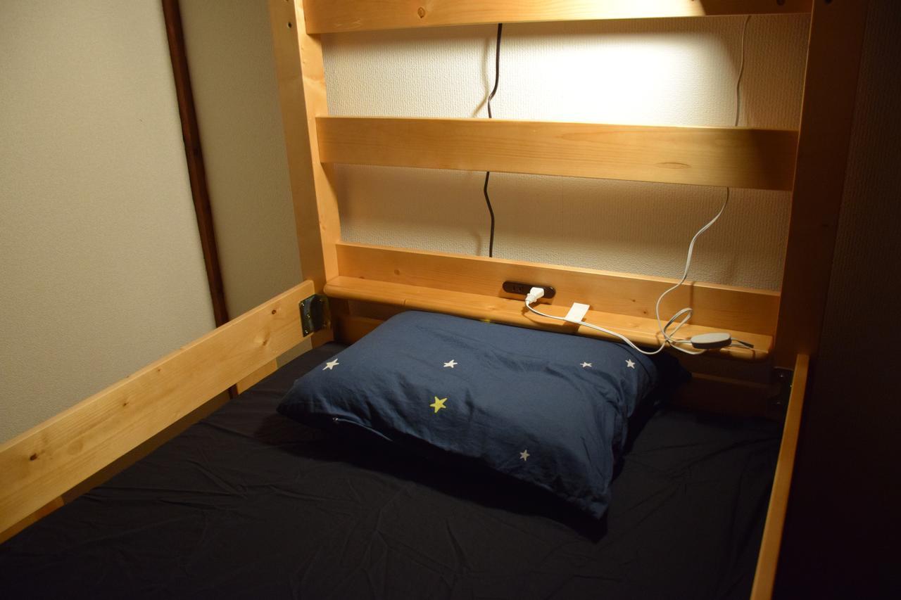 Lit dans Dortoir pour Femmes de 4 Lits