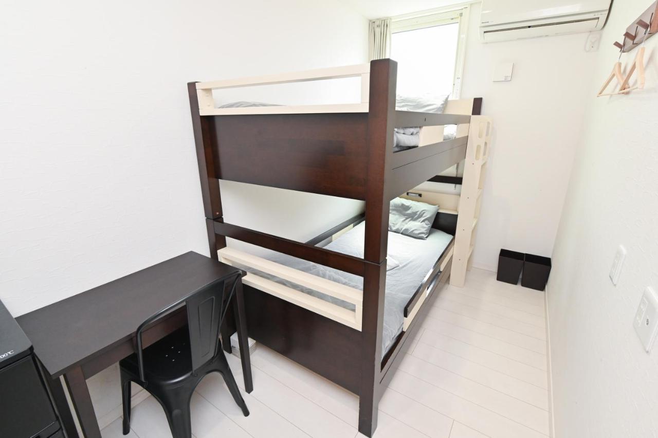 Chambre Lits Jumeaux Standard avec Salle de Bains Commune