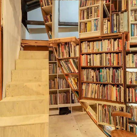 Kab Library And Residency 想像力の羽をもつ古民家長屋-2